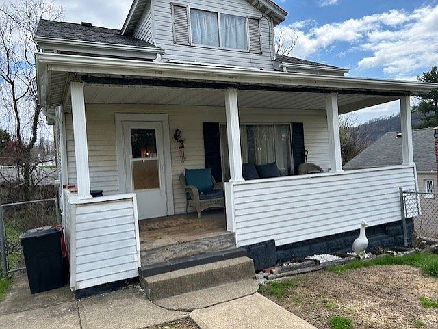 1st image of 132 N Atlantic Ave