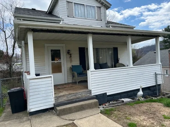 132 N Atlantic Ave, Cheswick, PA 15024