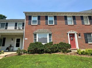 108 Bradford Dr, Leola, PA 17540