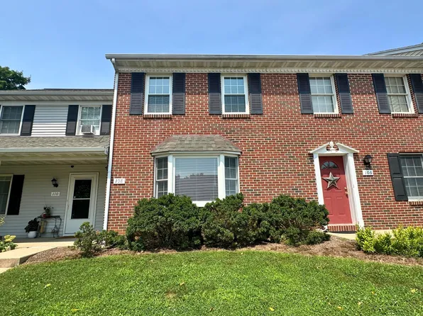 108 Bradford Dr, Leola, PA 17540