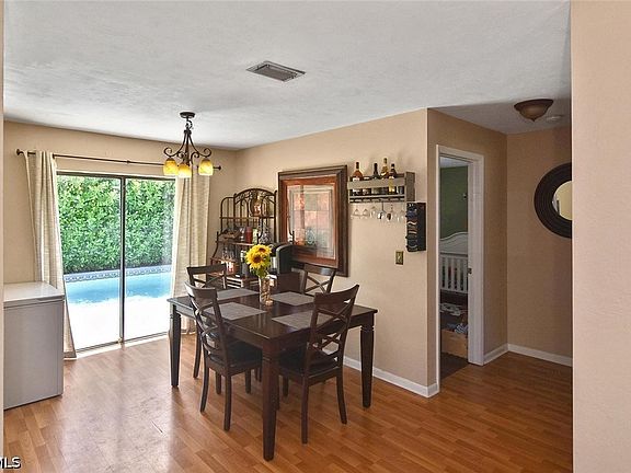 5th image of 17354 Tallulah Falls Rd