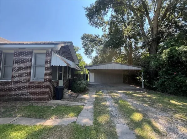1581 Leglise St, Mansura, LA 71350
