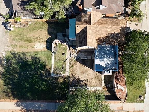 4th image of 849 E Evans Ave