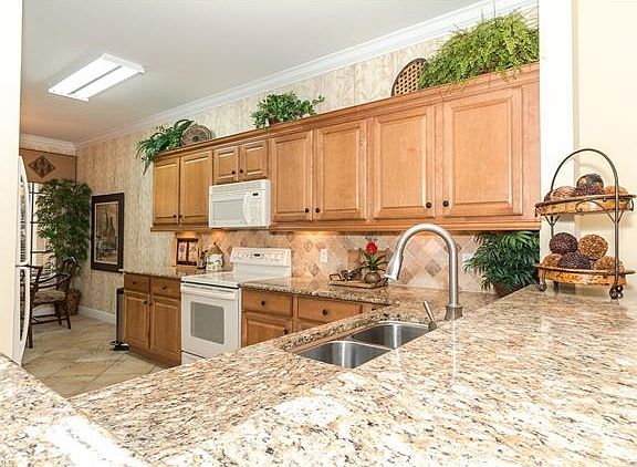 3rd image of 11041 Corsia Trieste Way APT 106