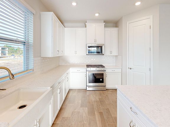5th image of 112 Windley Dr