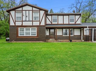 11208 W Forest Home Ave, Greendale, WI 53132