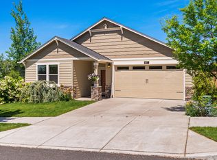 4677 SW Volcano Ave, Redmond, OR 97756