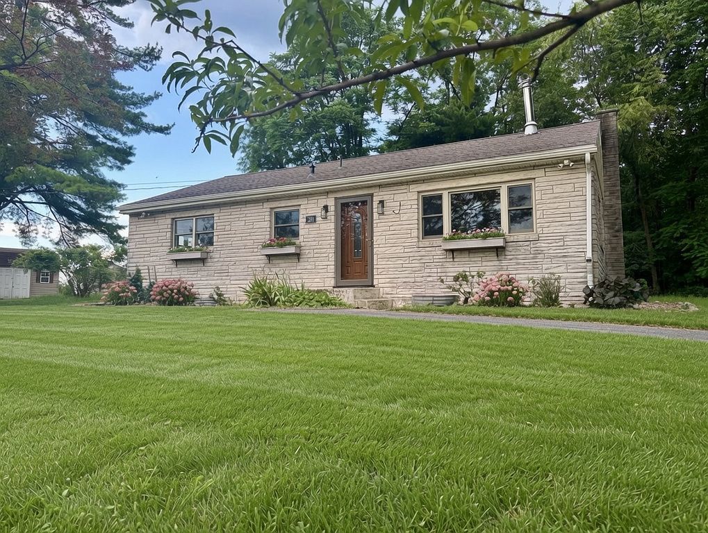 201 Marsh Dr - Property Image