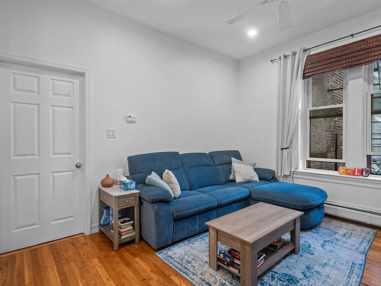 1 bed, 1.0 bath, 604 sqft, $3,200 — Photo 3