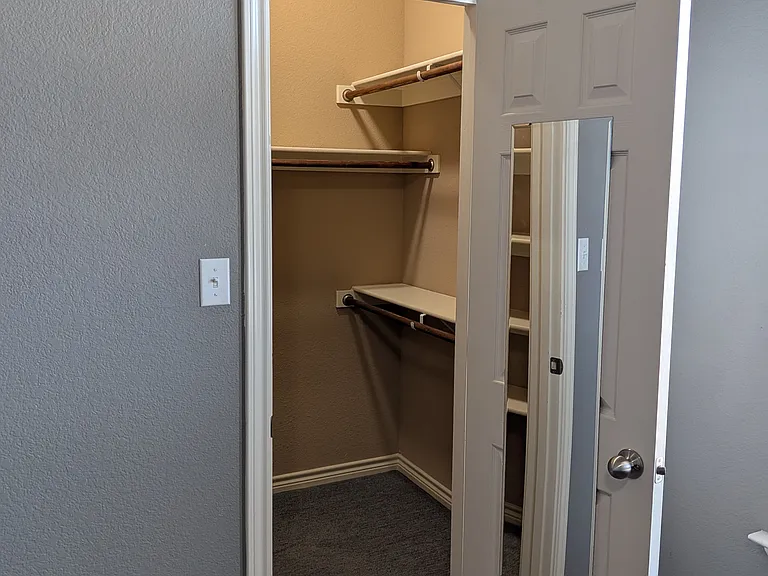 2525 Bonnie Ln — Photo 15