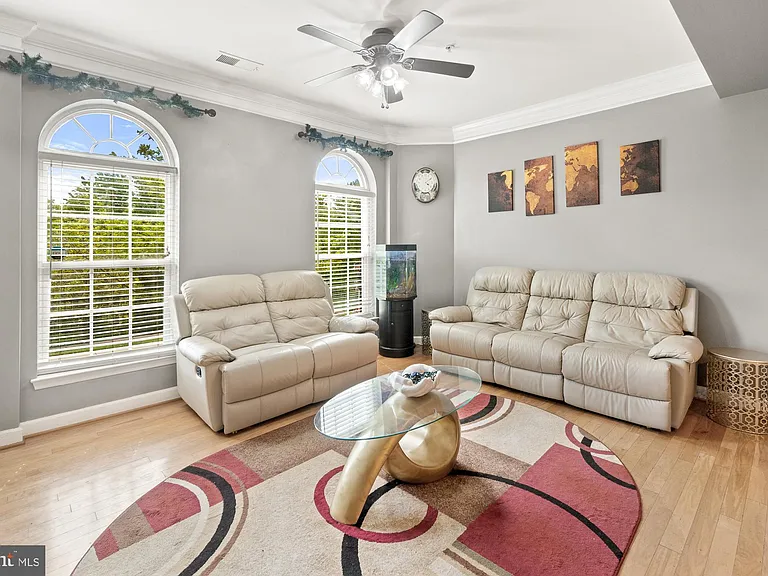3565 Holborn Pl — Photo 8