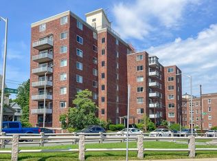 14 Concord Ave APT 104, Cambridge, MA 02138