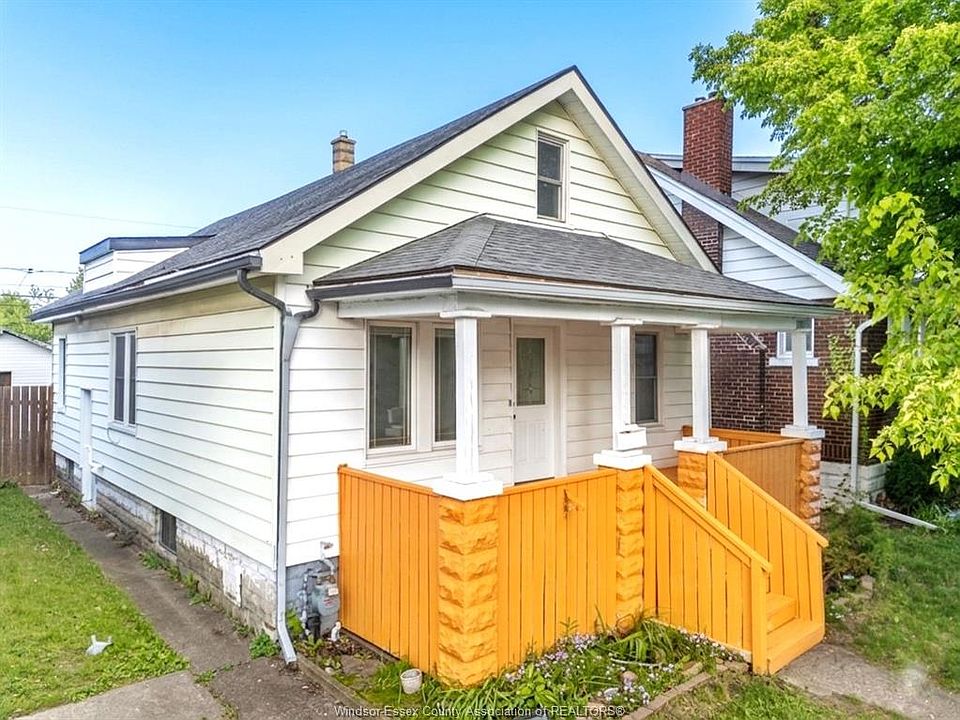 1st image of 1054 Felix Ave