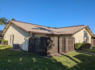 1504 Waterview Cir, Palm Springs, FL 33461