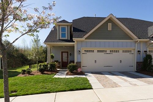 1st image of 156 Aztec Cir