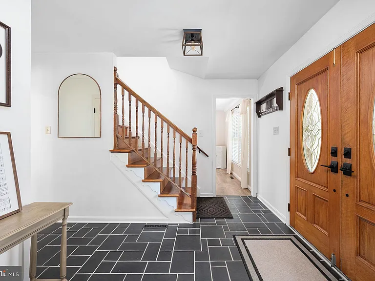 6 Roseville Ct — Photo 6