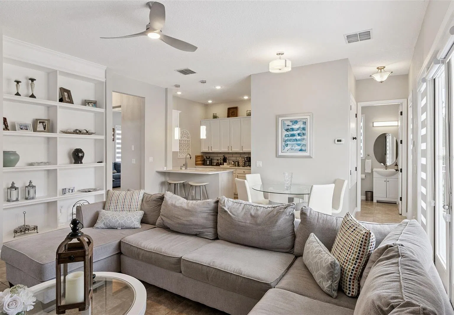 4 bed, 4.0 bath, 1906 sqft, $3,900 — Photo 4