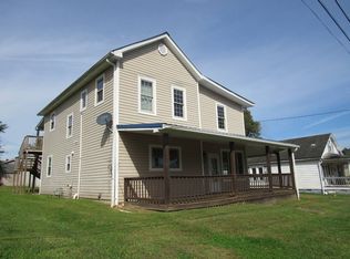 109 Dodd St, Middlebourne, WV 26149