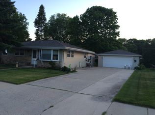 132 N 15th Ave, West Bend, WI 53095