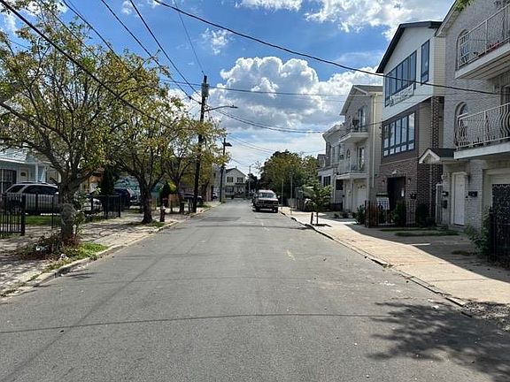 5th image of 91 Myrtle Ave