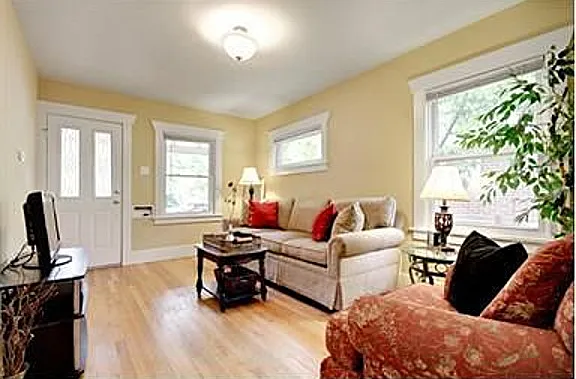 2069 S Sherman St — Photo 2