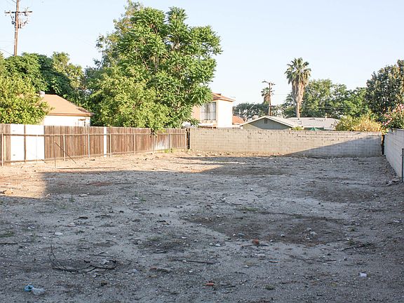 2nd image of 498 Monrovista Ave