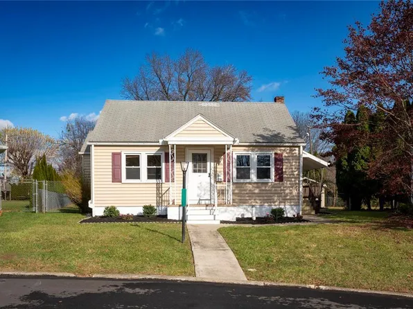 250 N Liberty St, Nazareth, PA 18064