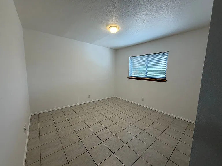 1307 Rufina Ln #4 — Photo 23