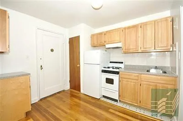 Rented by Argo Residential | media 13