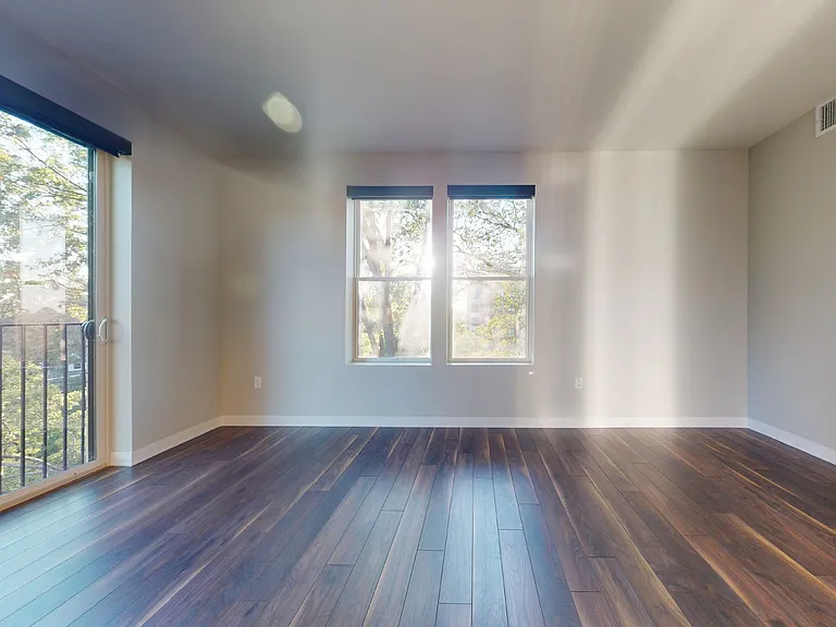 Dining/Living room