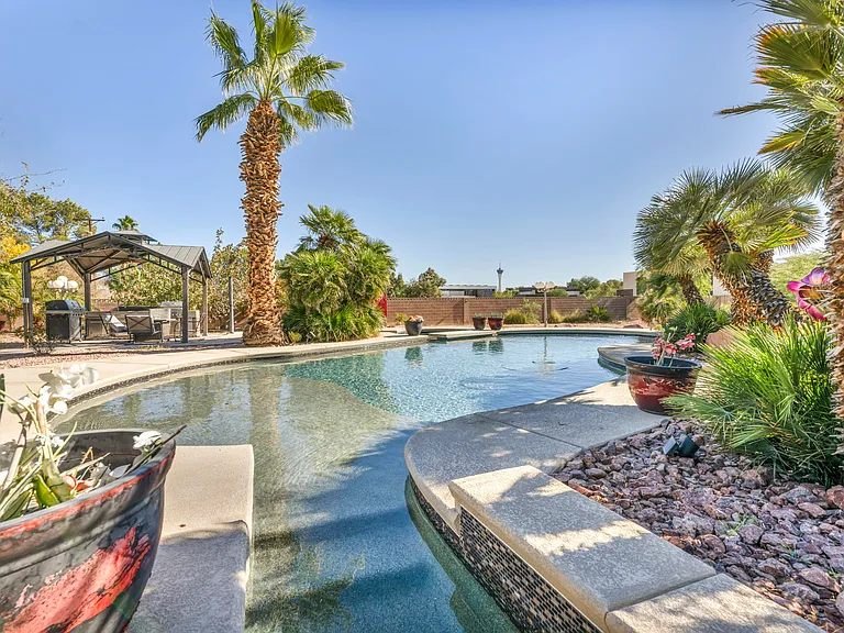 3037 Palomino Ln — Photo 18