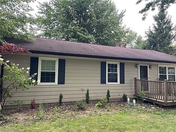 2nd image of 376 Susan Dr