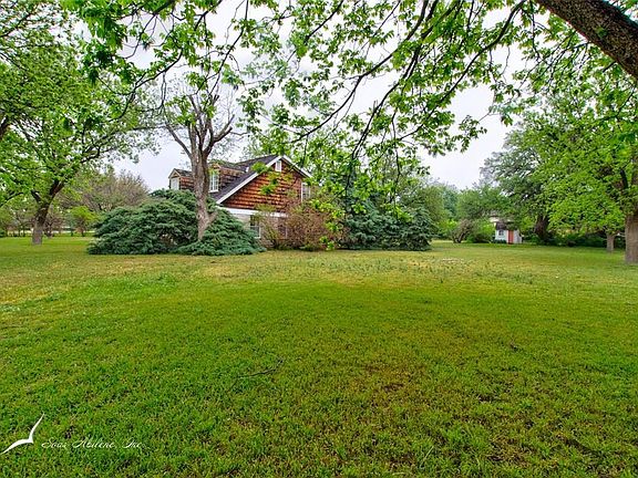 5th image of 2517 Shoreline Dr