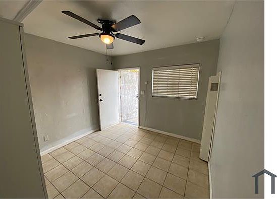 3rd image of 8417 S San Pedro St