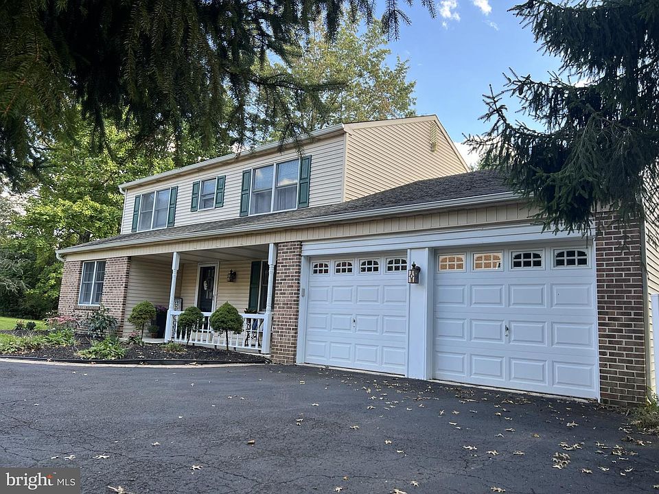 1st image of 11 Willet Dr