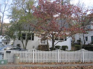 126 Shamrock Rd, Charlottesville, VA 22903