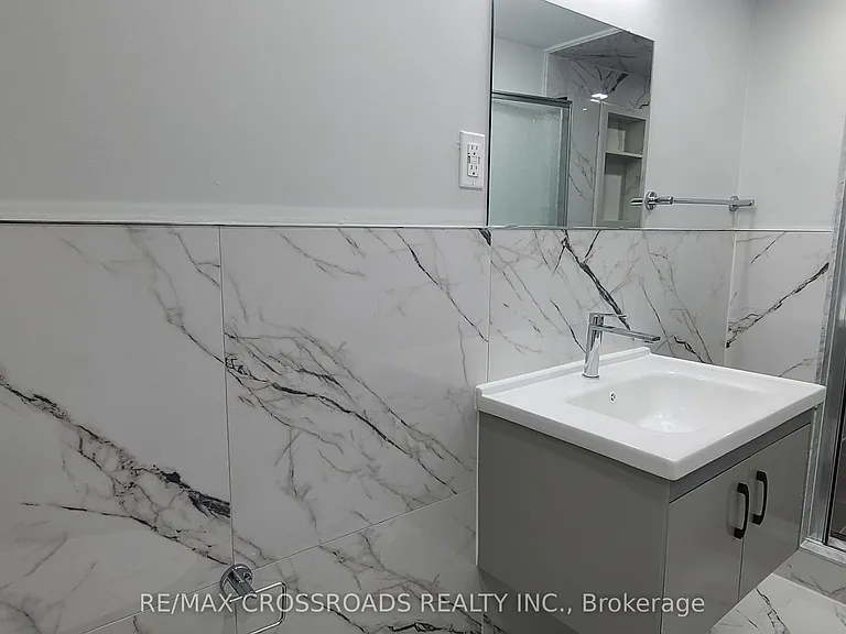 69 Bluebell Cres — Photo 13