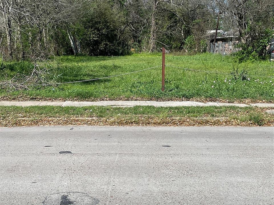 2nd image of 4501 Cavalcade St Lot 75