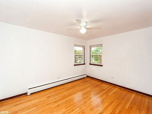 3rd image of 30 Conti Pkwy #2N