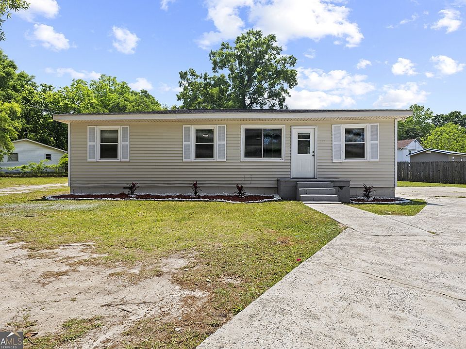 1st image of 237 Suzanne Dr