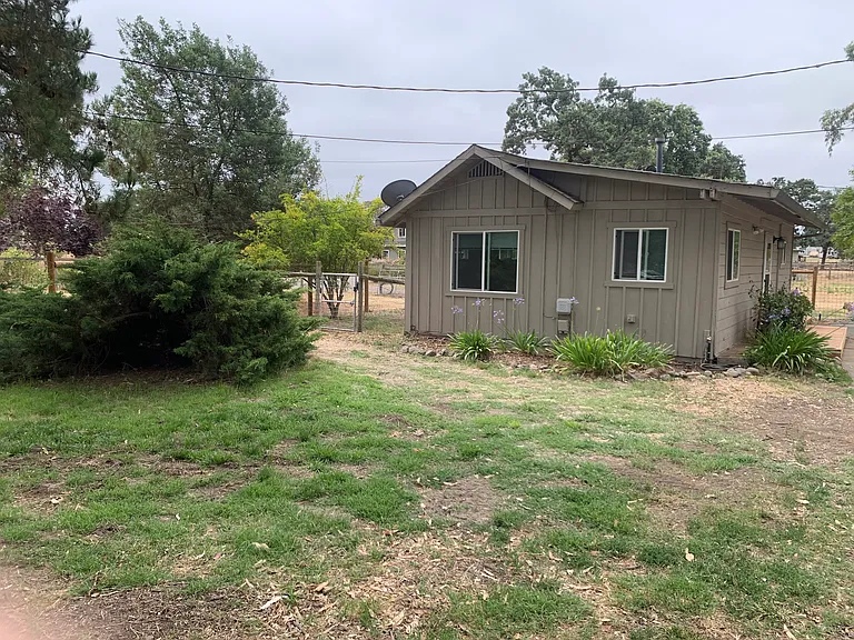 1850 Reiman Ln — Photo 27