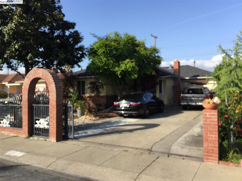 1st image of 780 Melannie Ct