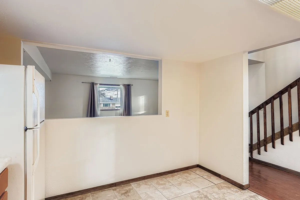 Building Photo - 1617 Salvia St #3