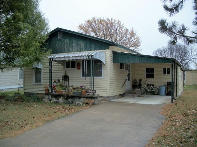 1st image of 308 N Birch St