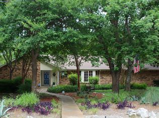 5240 Kiwanis Rd, Dallas, TX 75236