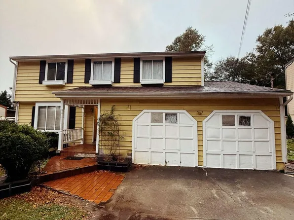 815 Sunfield Dr NW, Lilburn, GA 30047