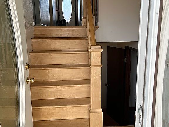 3rd image of 1364 N 6th St