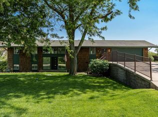 8653 S Creek Rd, Beloit, WI 53511