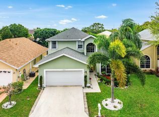 1030 Fairfax Cir W, Boynton Beach, FL 33436