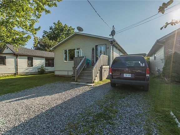 2nd image of 29 Lillian Pl